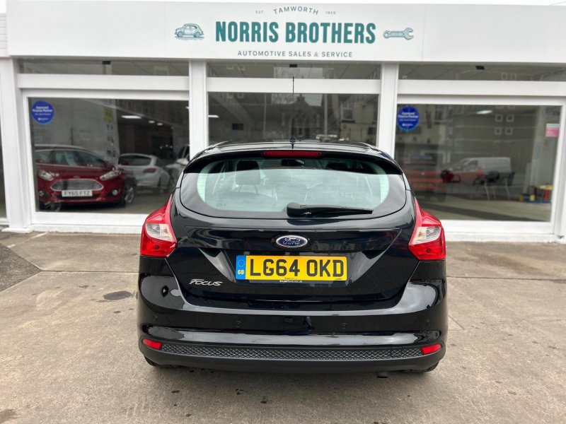 FORD FOCUS