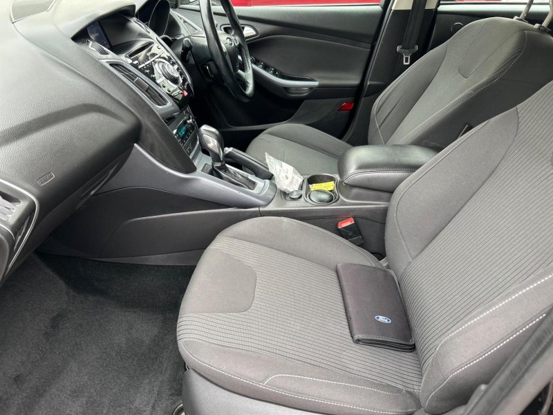 FORD FOCUS