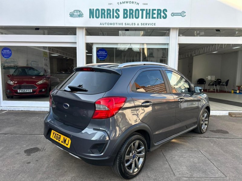 FORD KA+
