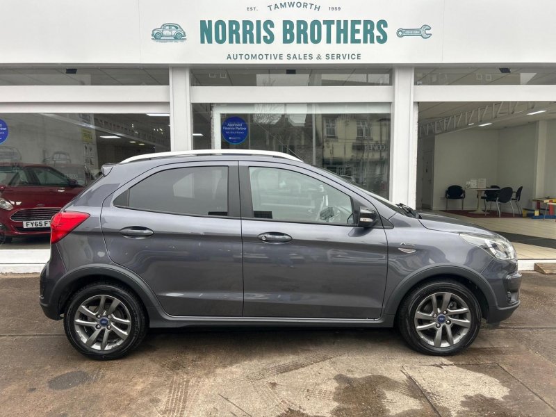 FORD KA+