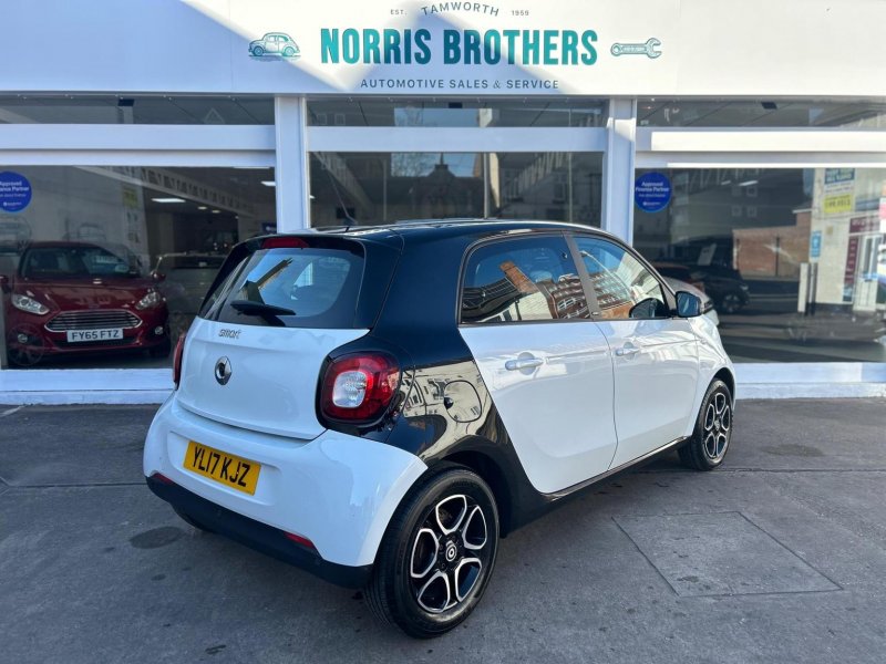 SMART FORFOUR