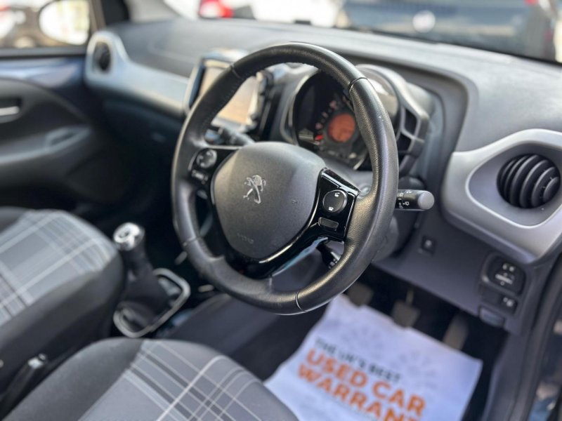 PEUGEOT 108
