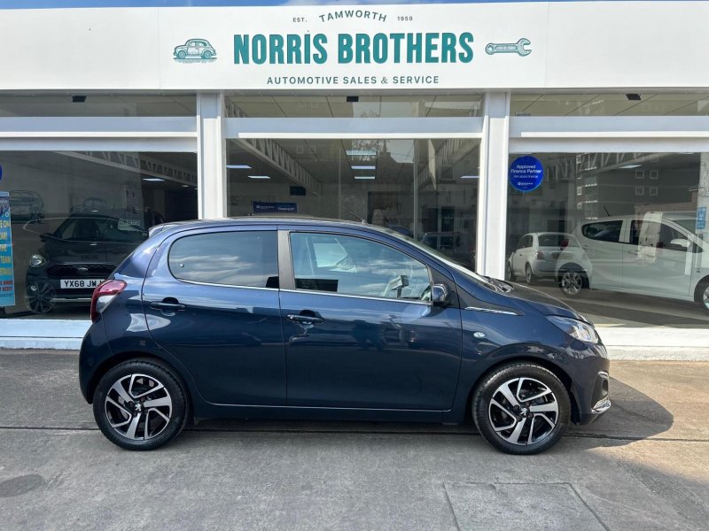 PEUGEOT 108