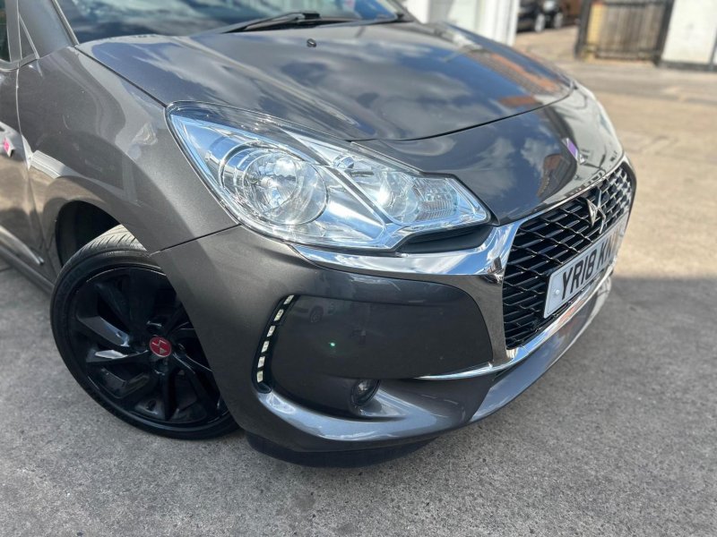 DS AUTOMOBILES DS 3